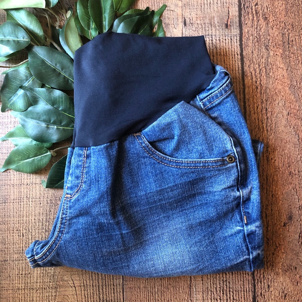 a:glow Maternity Capris
